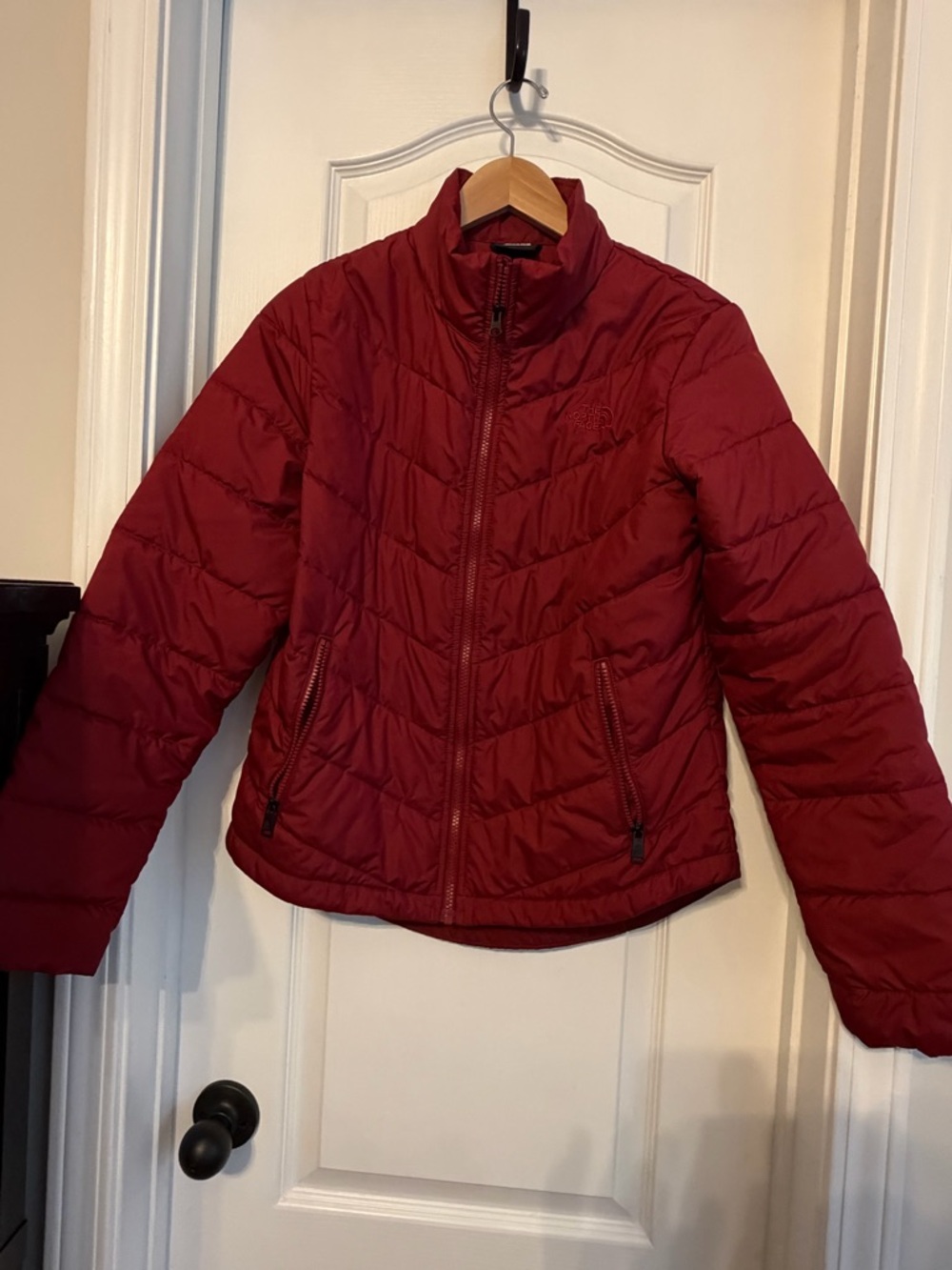The North Face Women’s Puffer Jacket – Red – Size Small